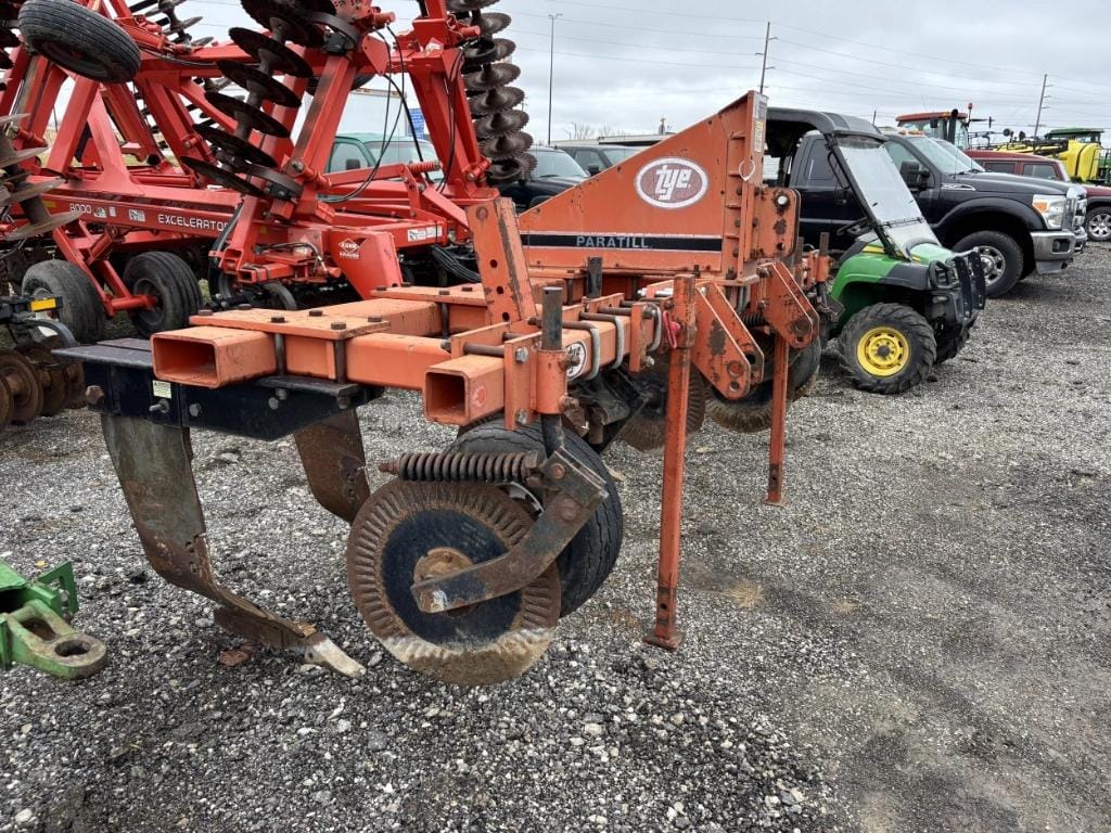 Tye Paratill Equipment Image0