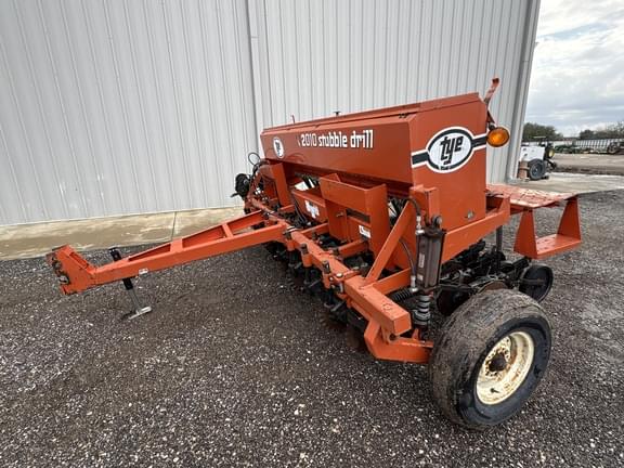 Image of Tye 2010 equipment image 1