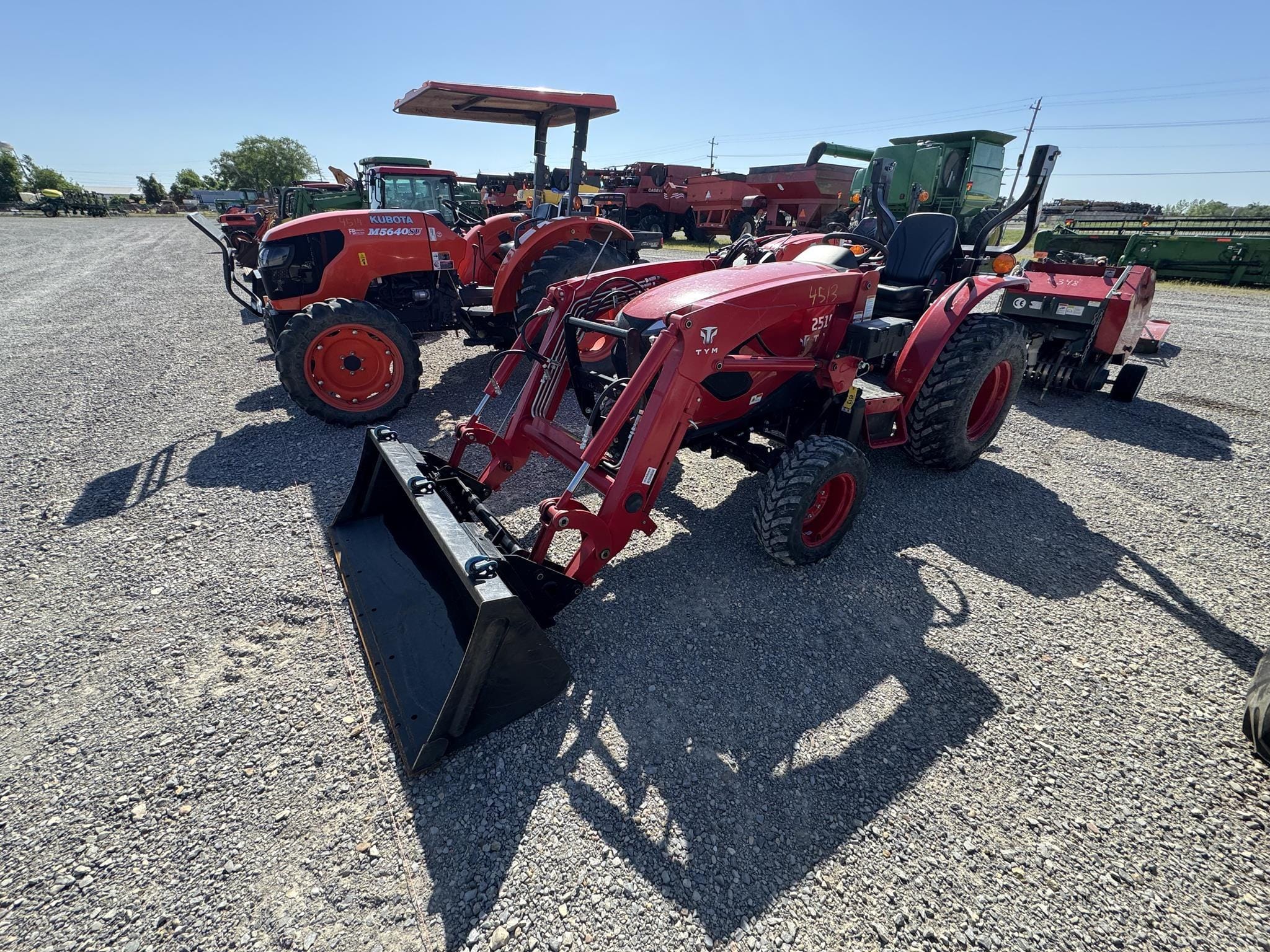 TYM 2515H Equipment Image0