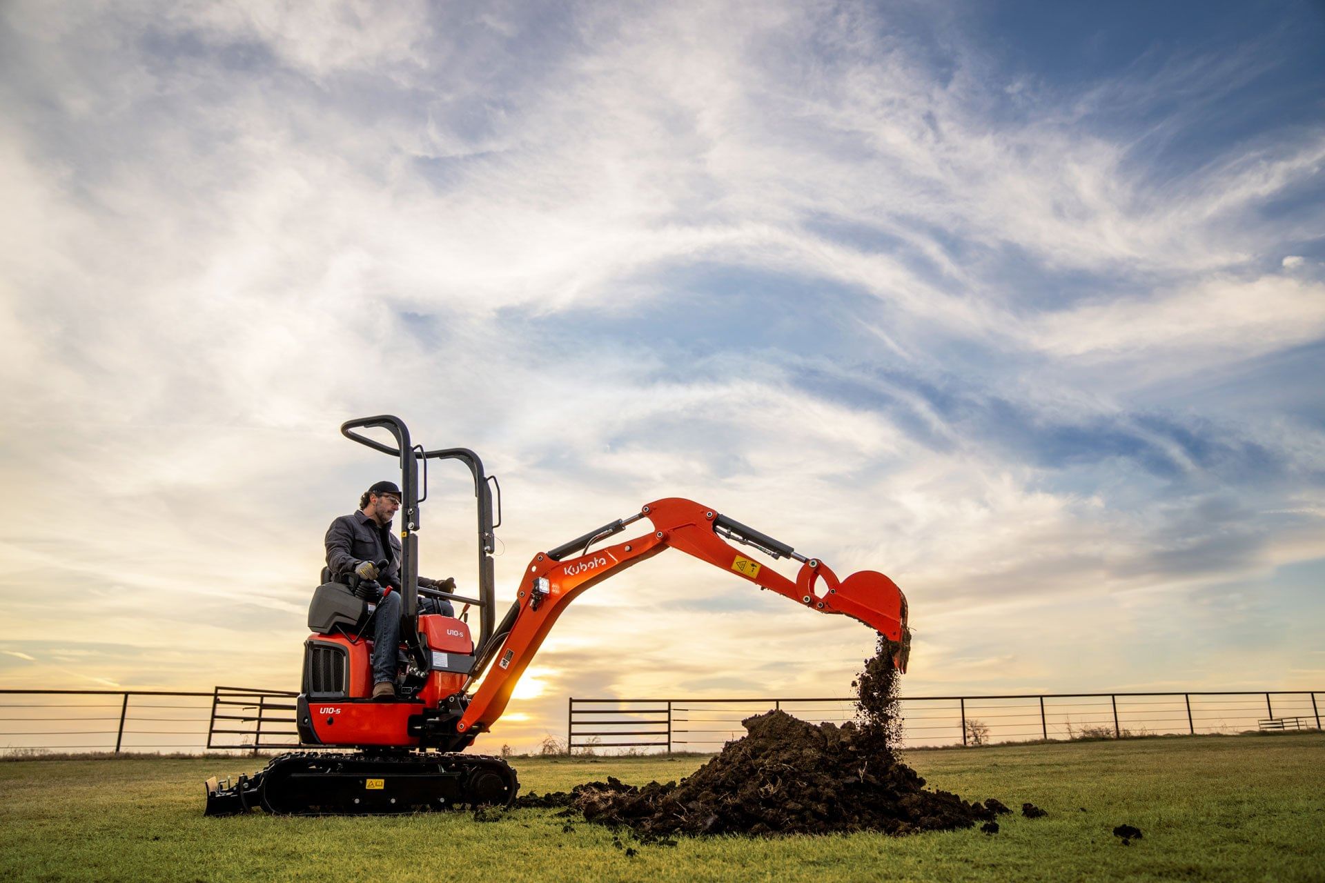 Kubota U10-5 Equipment Image0