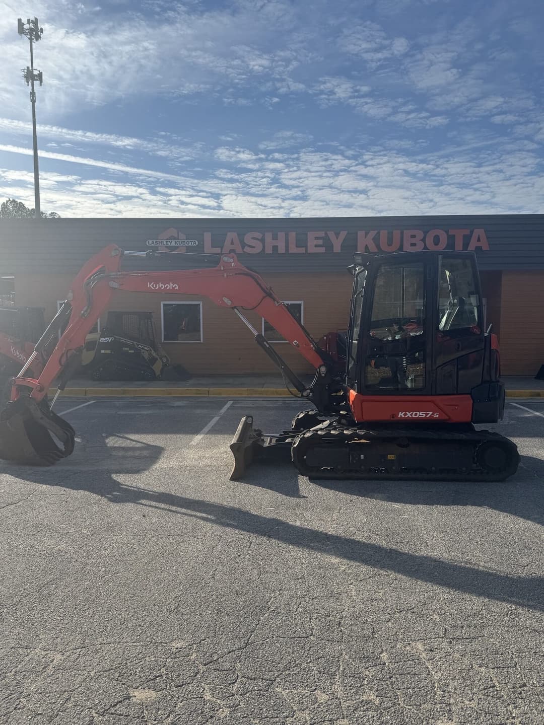Image of Kubota KX057-5R3A Image 1