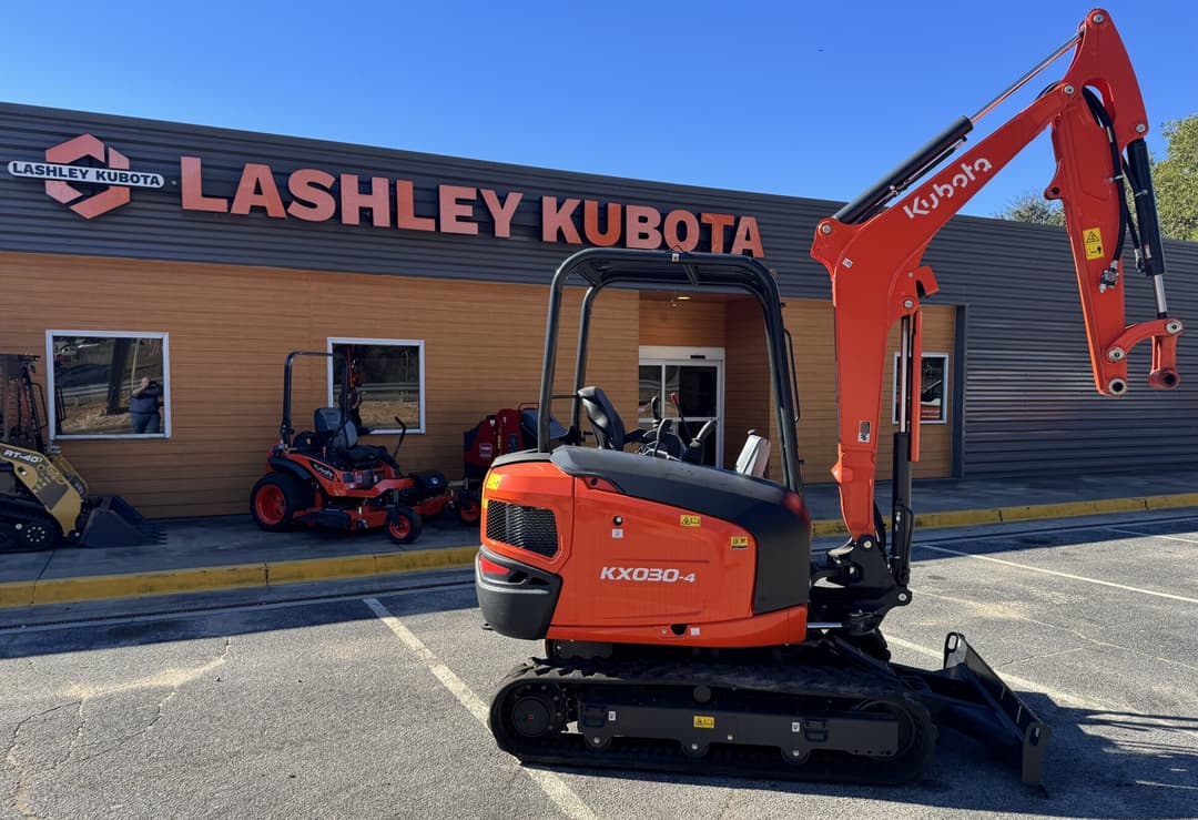 Image of Kubota U55-5R1A Image 0