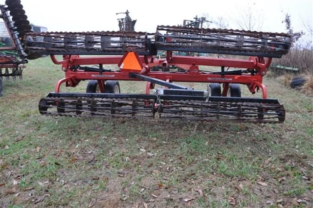 Image of Unverferth 225 equipment image 4