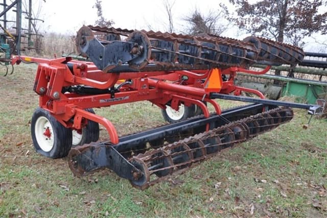 Image of Unverferth 225 equipment image 3