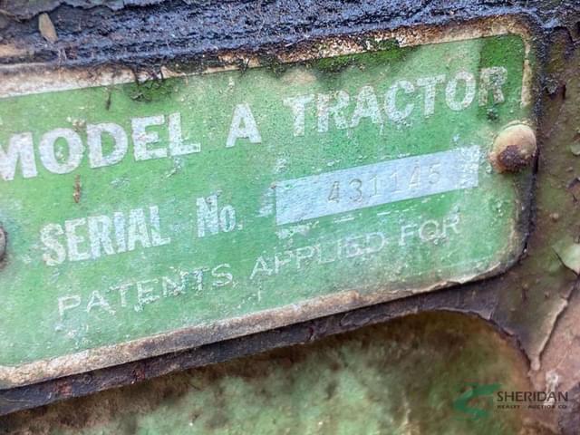 Image of John Deere A equipment image 4