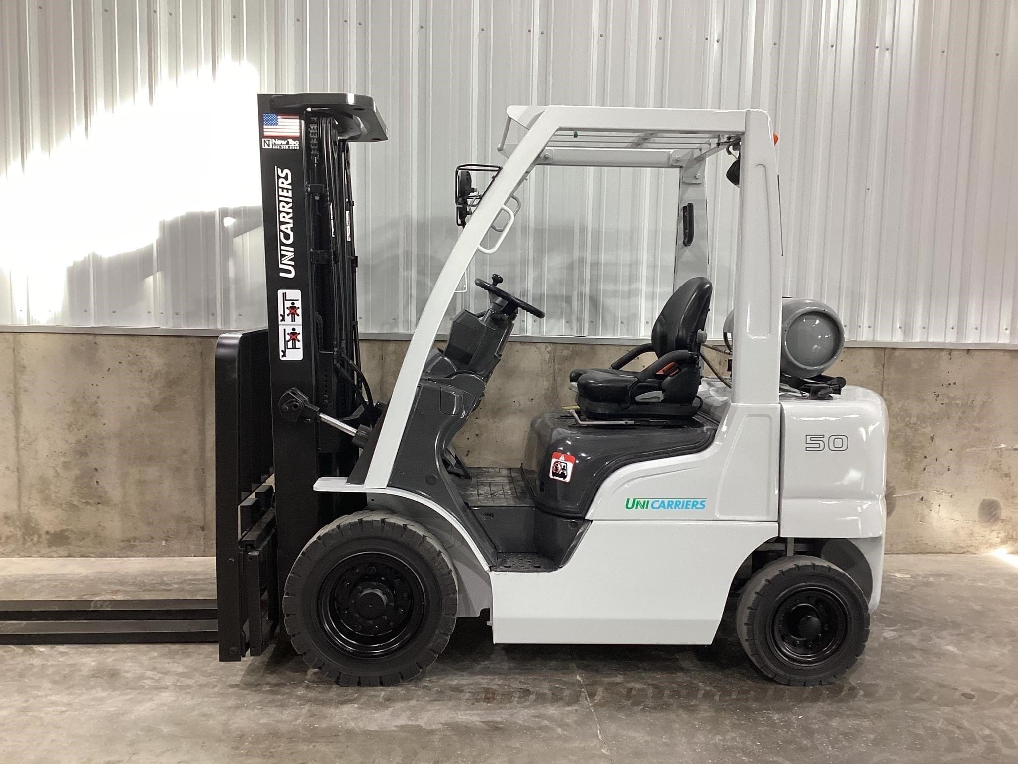 2022 Unicarriers PF50 Equipment Image0