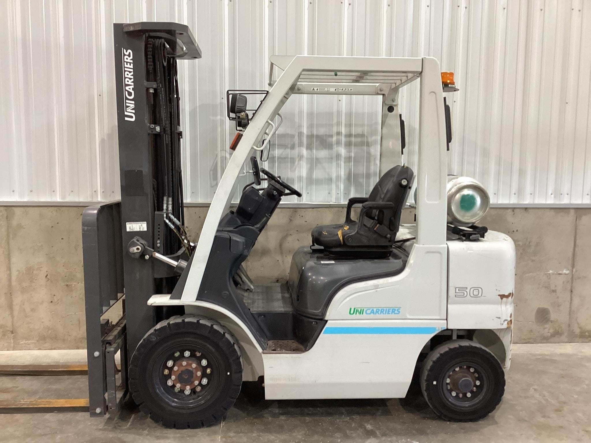 2017 Unicarriers PF50 Equipment Image0