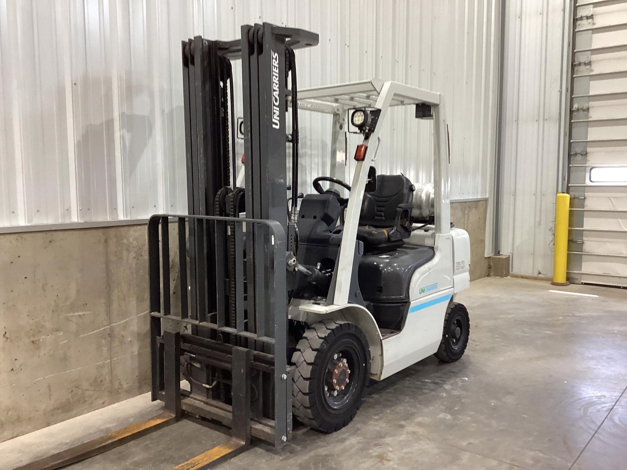 2017 Unicarriers PF50 Equipment Image0