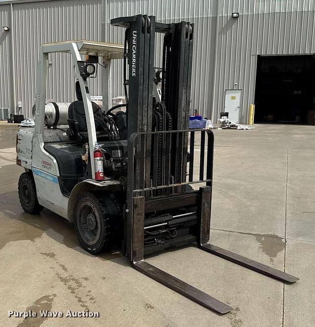 Image of Unicarriers PF70 equipment image 2