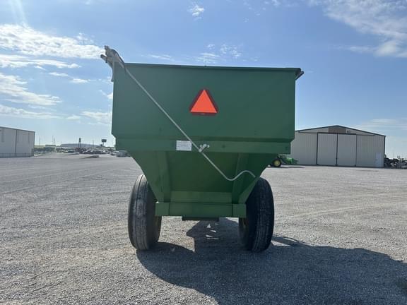 Image of United Farms 400 equipment image 3