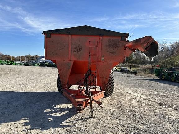 Image of United Farm Tools 500 equipment image 4