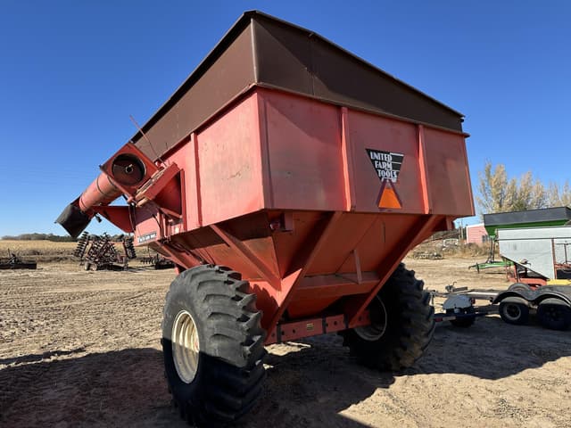 Image of United Farm Tools 400 equipment image 2