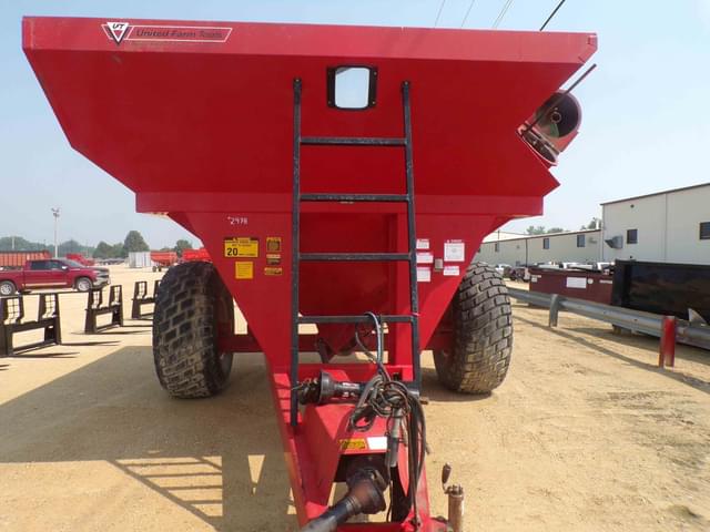 Image of United Farm Tools 500 equipment image 2