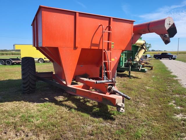 Image of United Farm Tools 500 equipment image 1