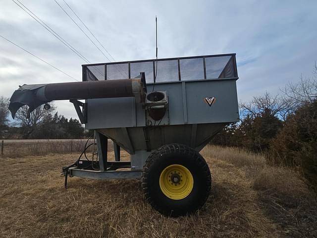 Image of United Farm Tools 500 equipment image 2