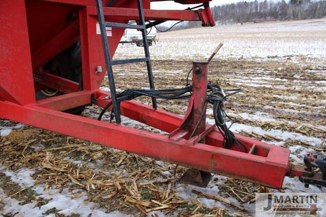 Image of United Farm Tools 660 equipment image 4