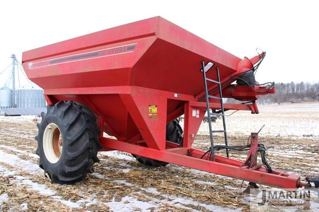 Image of United Farm Tools 660 equipment image 3