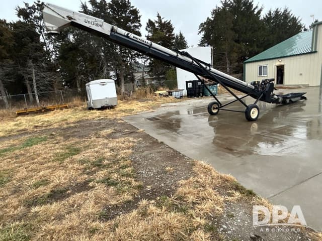 Image of Universal 1535 equipment image 3