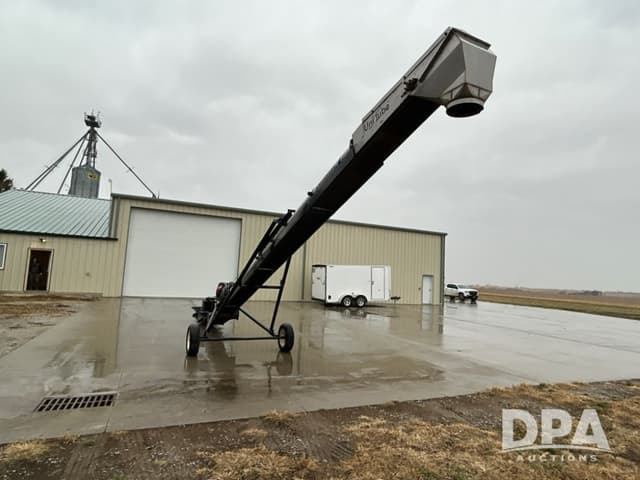 Image of Universal 1535 equipment image 4