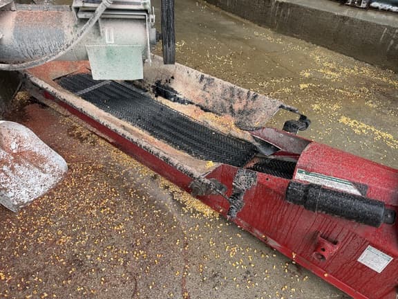 Image of Universal 1537 equipment image 1