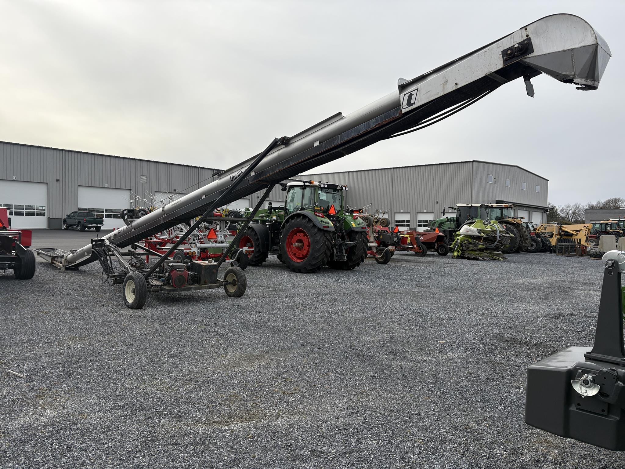 Universal 1547 Equipment Image0