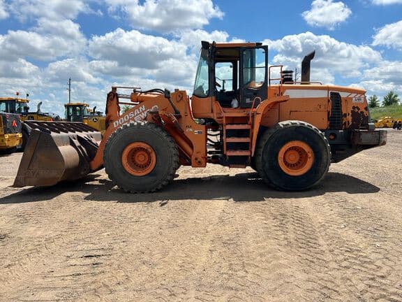 Image of Doosan DL400 equipment image 1