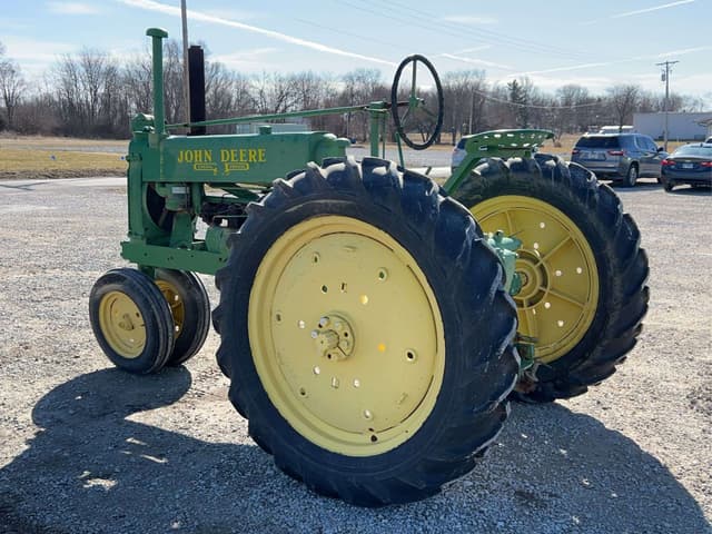 Image of John Deere A equipment image 4