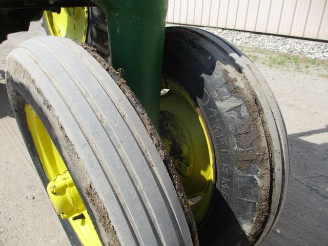 Image of John Deere B equipment image 3