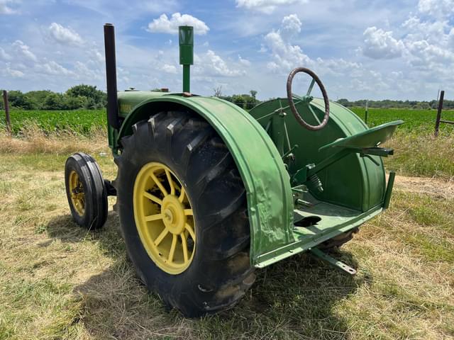 Image of John Deere D equipment image 4