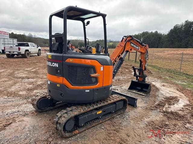 Image of Develon DX27Z-7 equipment image 3