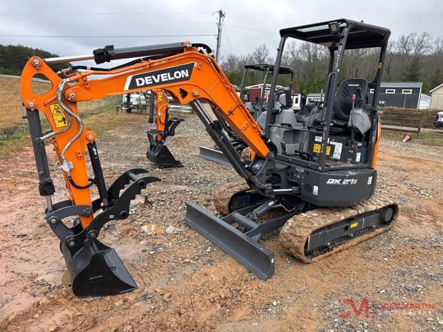 Image of Develon DX27Z-7 equipment image 1