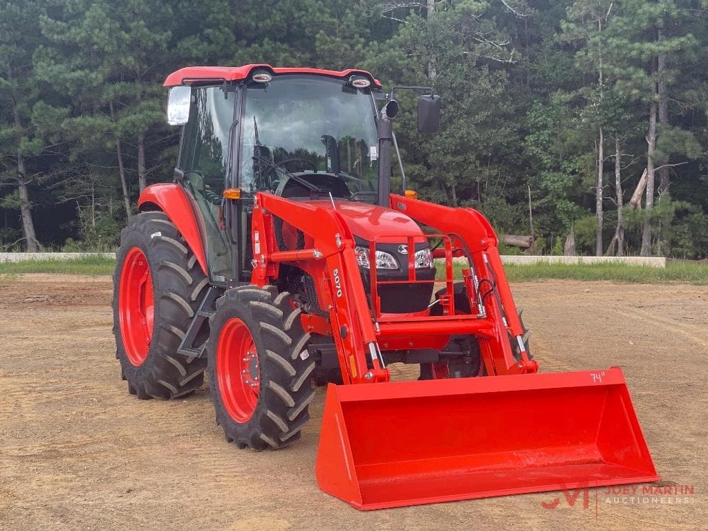 Image of Kubota M7060 Primary image