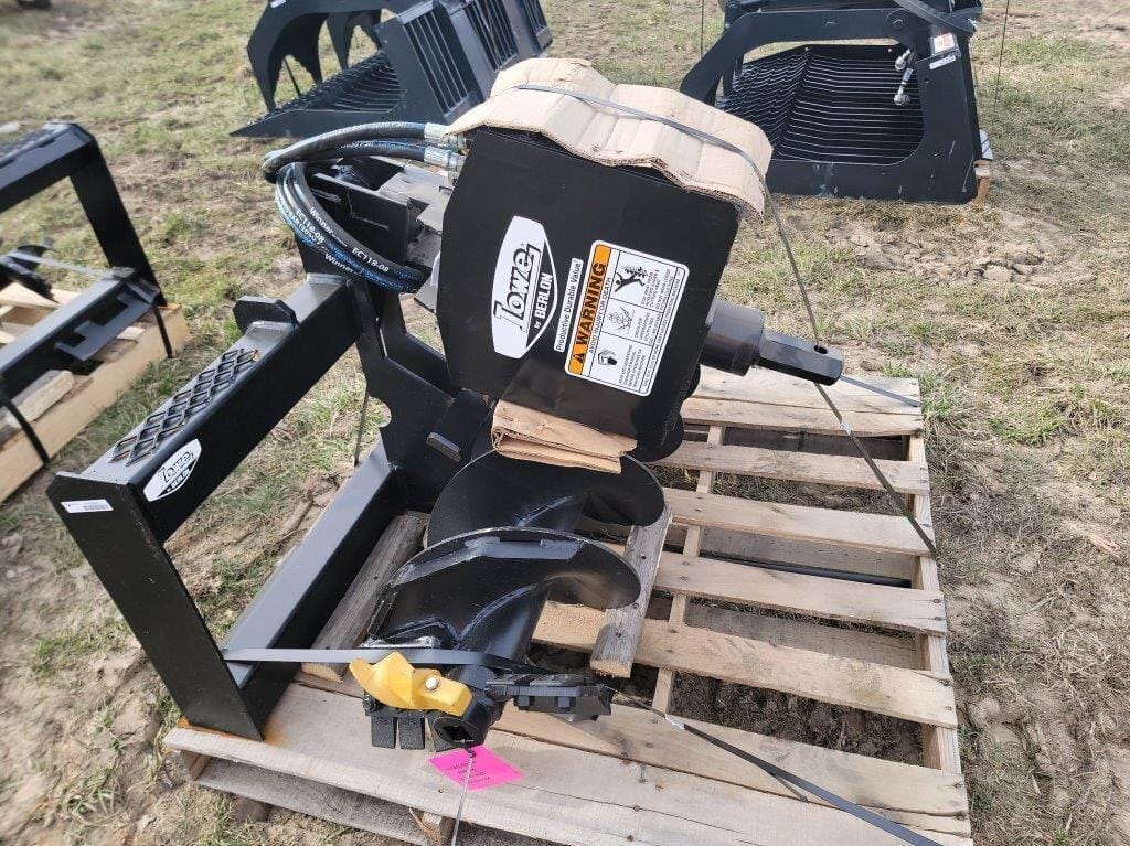 Main image Lowe 1650