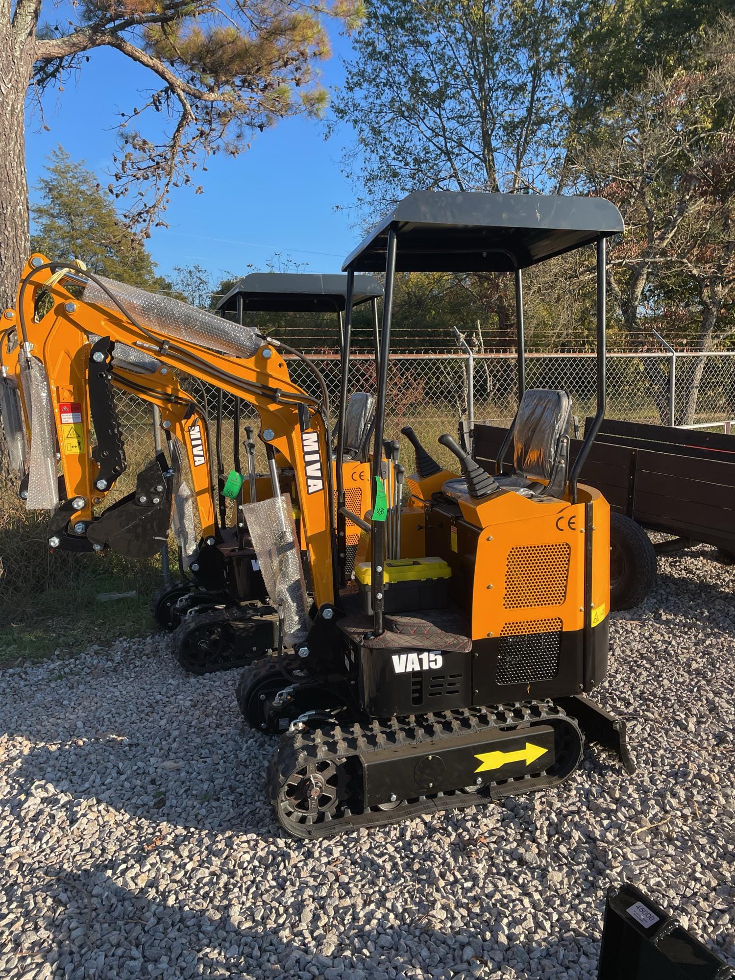 Main image Miva VA15