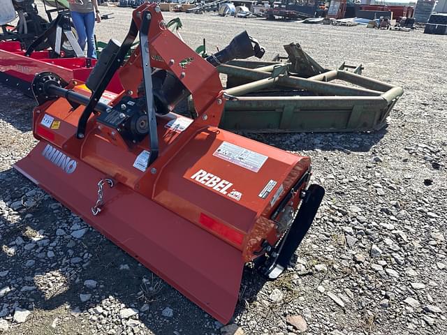 Image of Rhino Rebel 72 equipment image 3