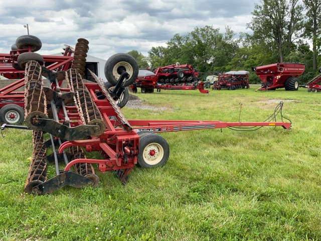Image of Unverferth Rolling Harrow 1220 equipment image 4