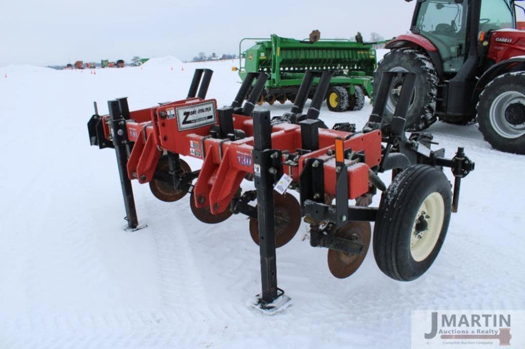 Image of Unverferth Zone-Builder 130 Primary image