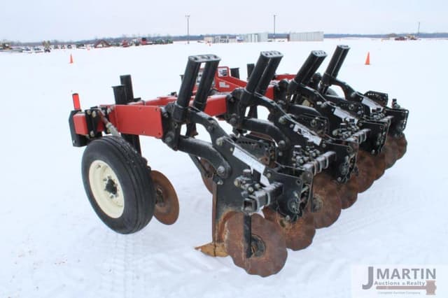 Image of Unverferth Zone-Builder 130 equipment image 3