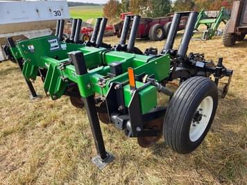 Main image Unverferth Zone-Builder 130