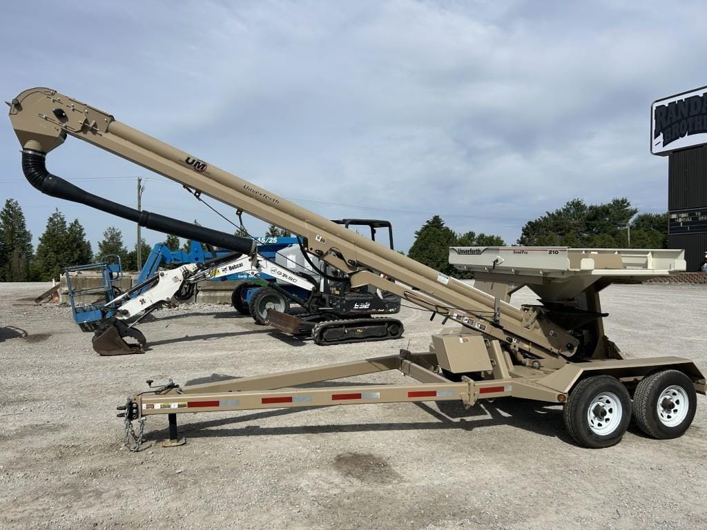 Unverferth Seed Pro 210 Equipment Image0