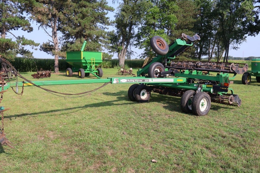 Unverferth 220 Equipment Image0