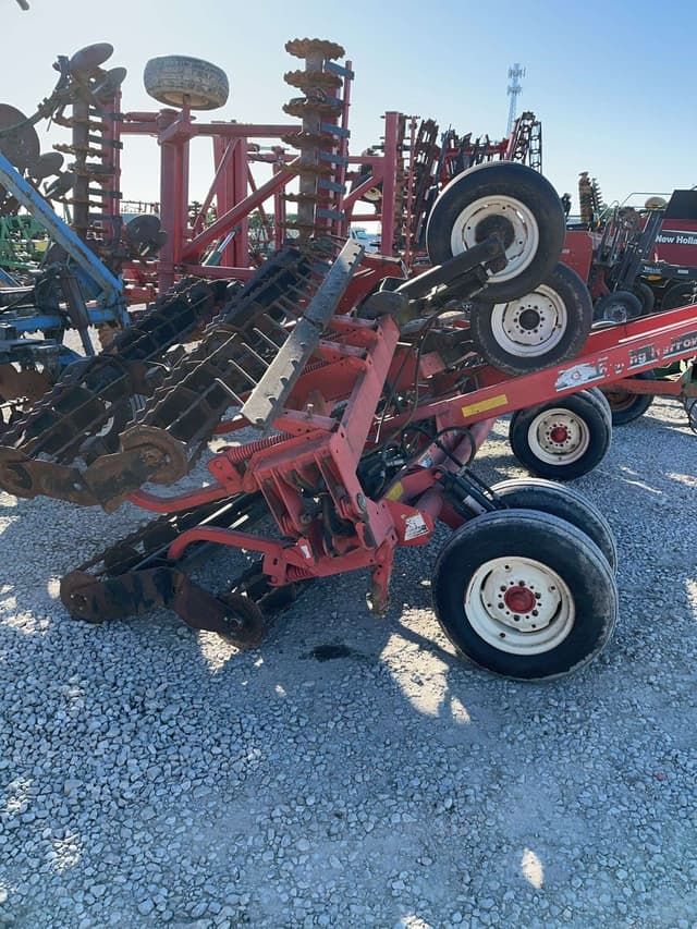 Image of Unverferth 220 equipment image 2