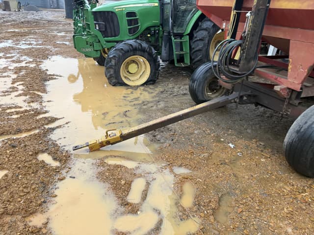 Image of Unverferth 230 equipment image 2