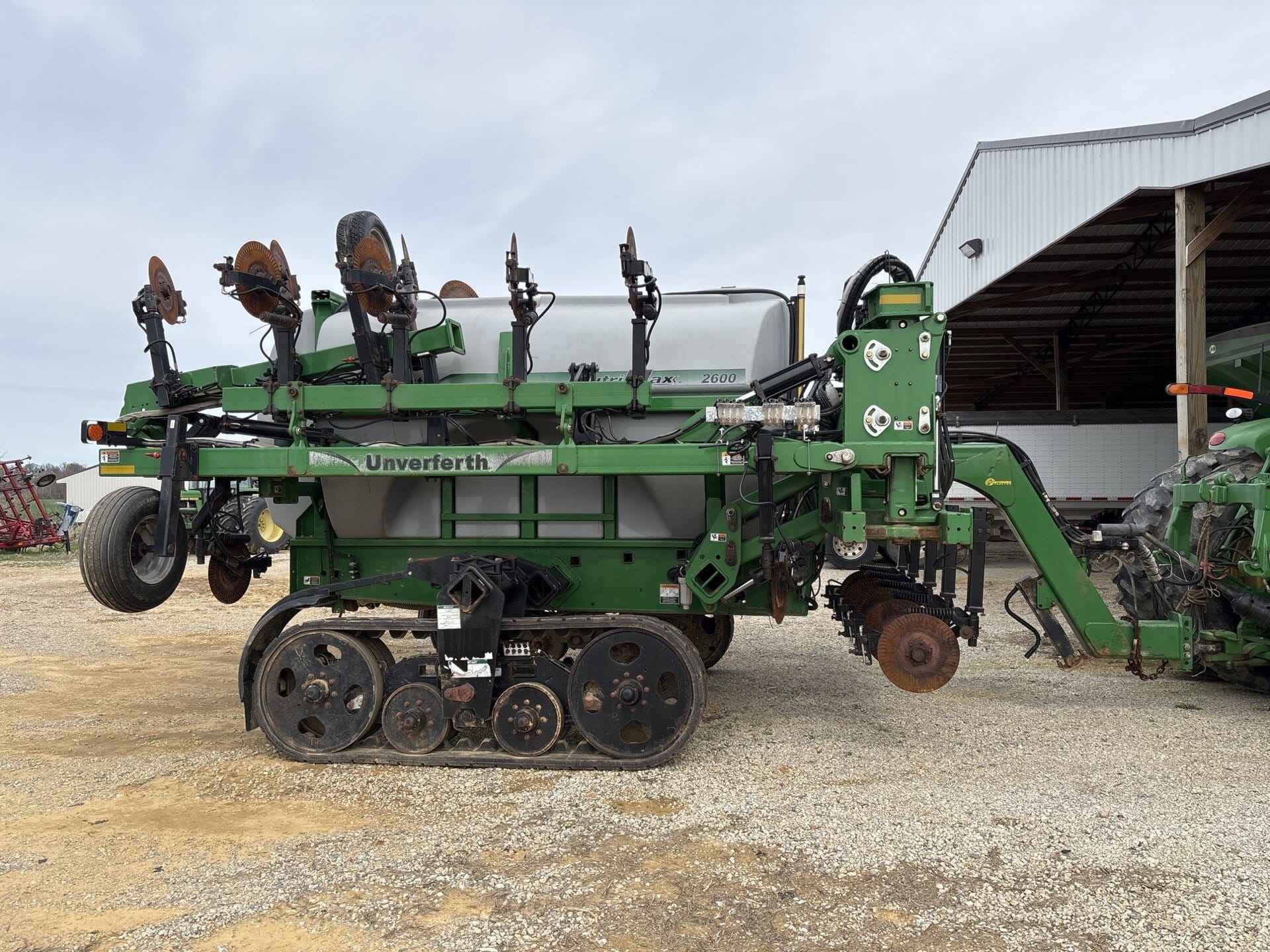 Unverferth Nutrimax 2600 Equipment Image0