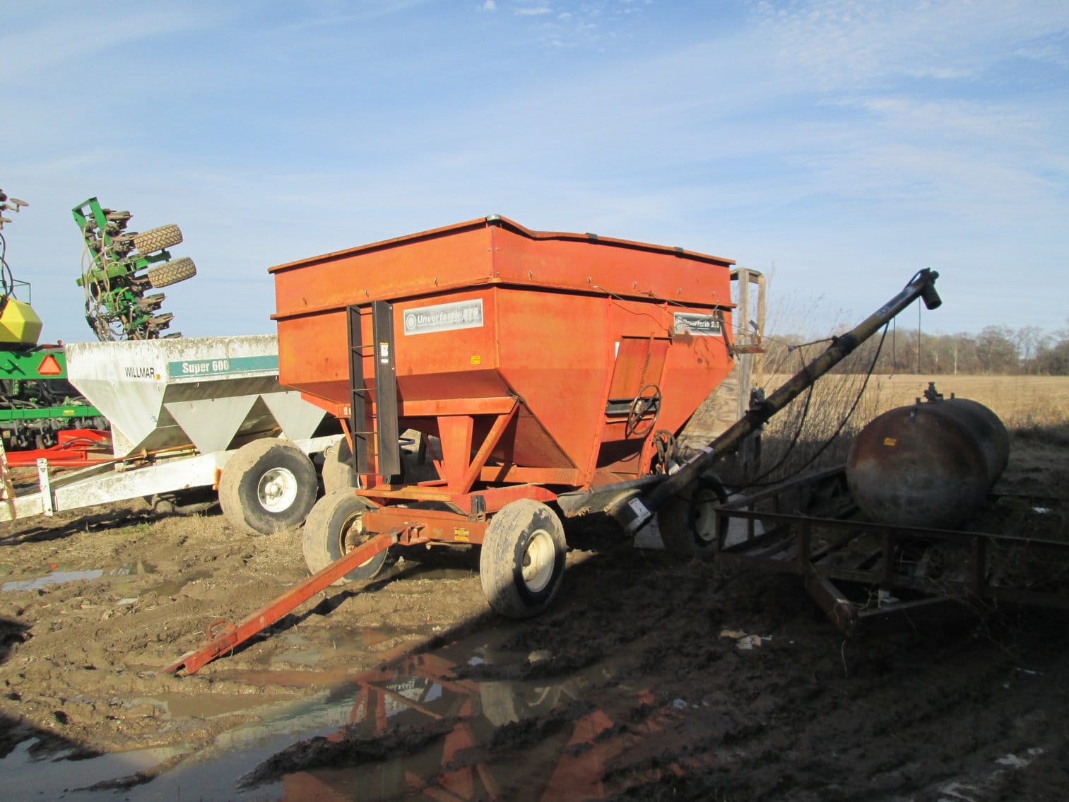 Unverferth 275 Equipment Image0