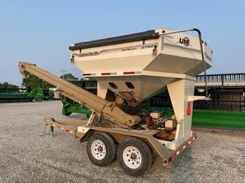 Main image Unverferth Seed Runner 2750