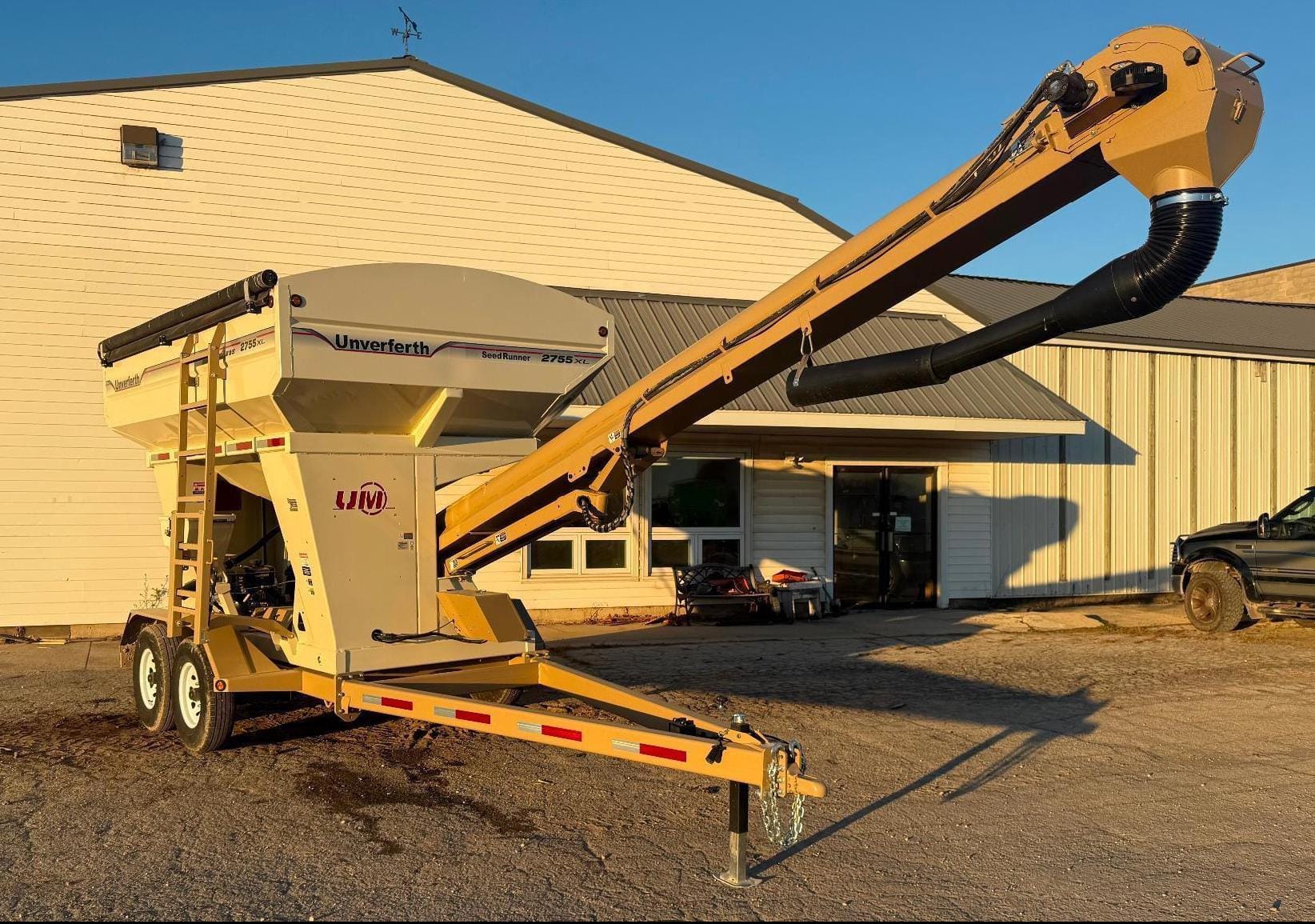 Unverferth 2755XL Equipment Image0