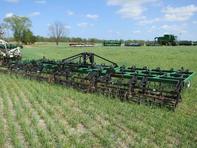 Image of Unverferth Perfecta II equipment image 4