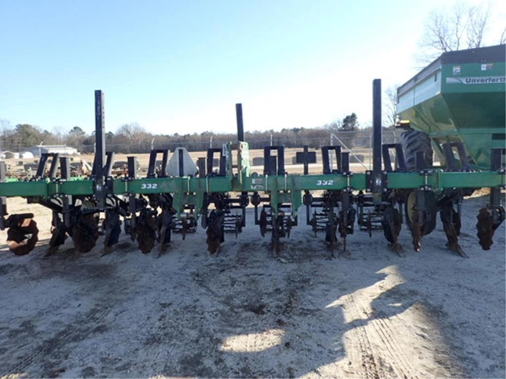 Image of Unverferth Ripper-Stripper 332 Primary image