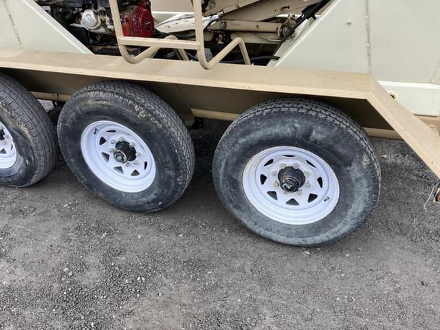 Image of Unverferth 3750 equipment image 2